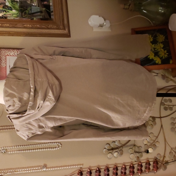 SO Tan Lightweight Hooded Jacket Size Small - Picture 4 of 5